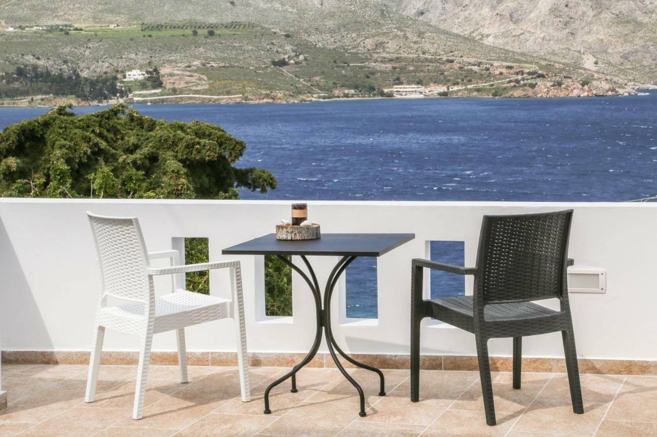 Sunny Bay Agia Marina Exterior foto